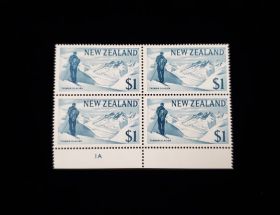 New Zealand Scott #402 Block of 4 Mint Never Hinged