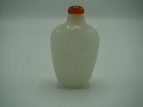 18th/19th Century Chinese Carved White Jade Snuff Bottle Very Fine