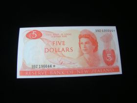 New Zealand 1967-81 $5.00 Banknote Gem Unc. Pick #165d*