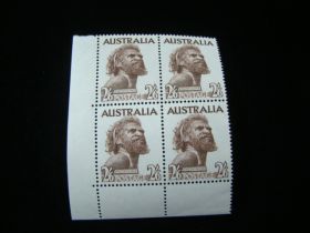 Australia Scott #303 Block Of 4 Mint Never Hinged