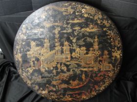 Early 19th Century Chinese Round Lacquer Chinoiserie Table Top W/ Wall Hanger
