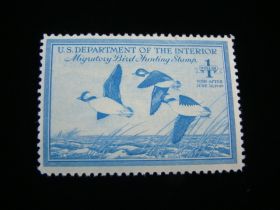 U.S. Scott #RW15 Mint Never Hinged Buffleheads In Flight 02