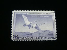 U.S. Scott #RW17 Mint Never Hinged Trumpeter Swans 03